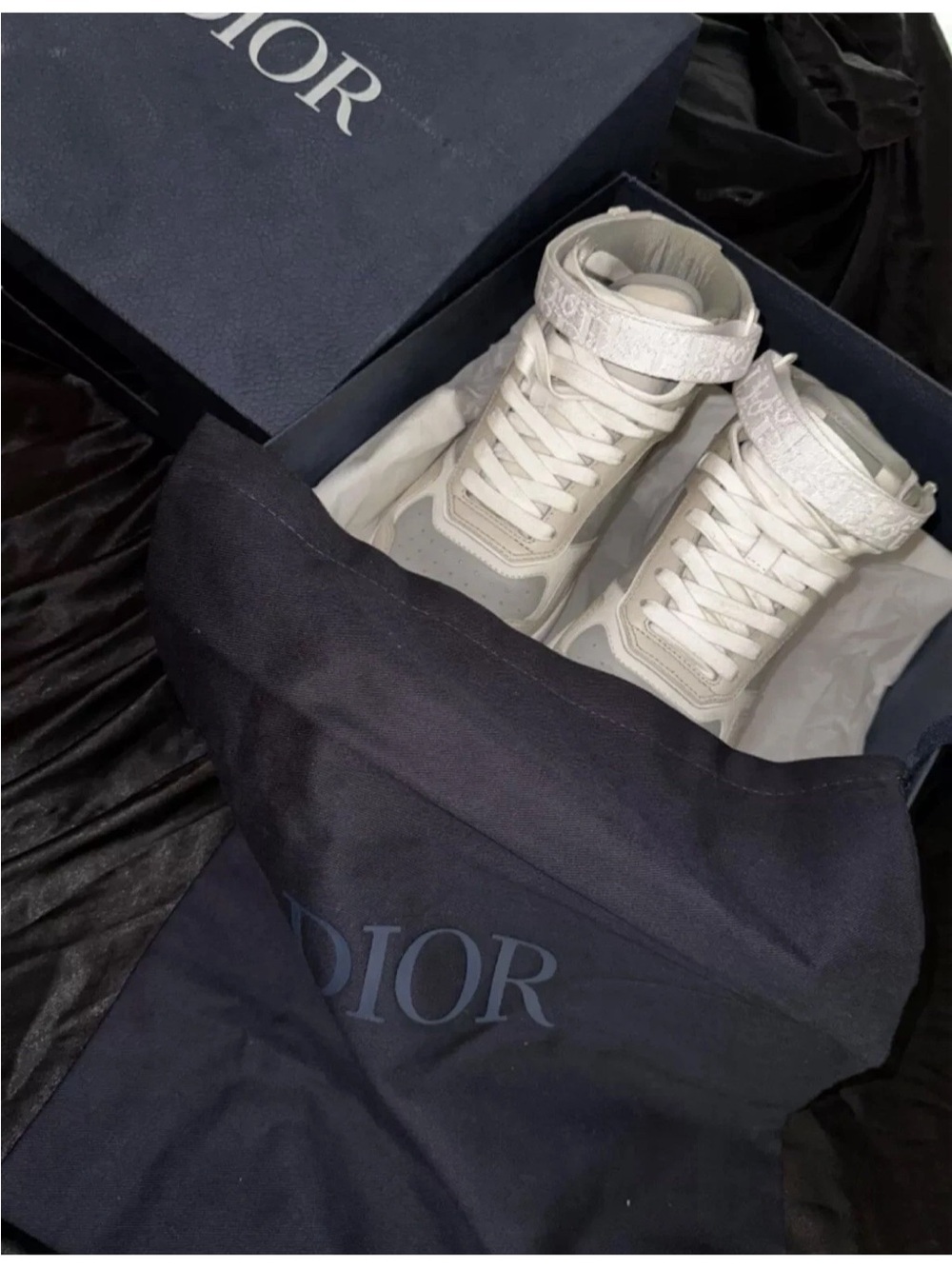 Dior B27 Gray And Beige Calfskin Leather w/ Box - Picture 6 of 7